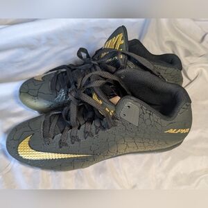 NWOT Nike Alpha Men's Football Cleats Size 11.5